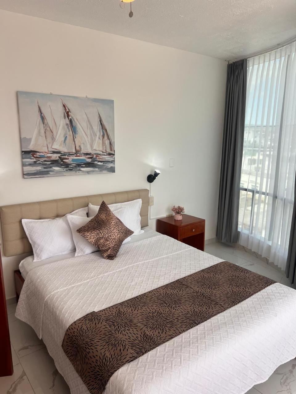 Hostal Carliza Puerto Ayora  Luaran gambar